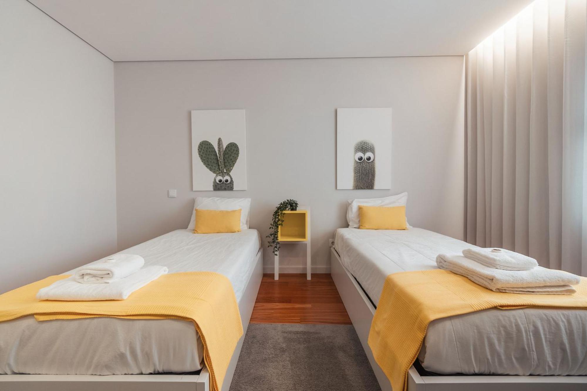 Porto & Douro Vista Apartments By Inviting Valbom  Exterior foto